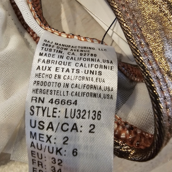 LUXE Bikini top NWT sz 2 - Picture 5 of 6